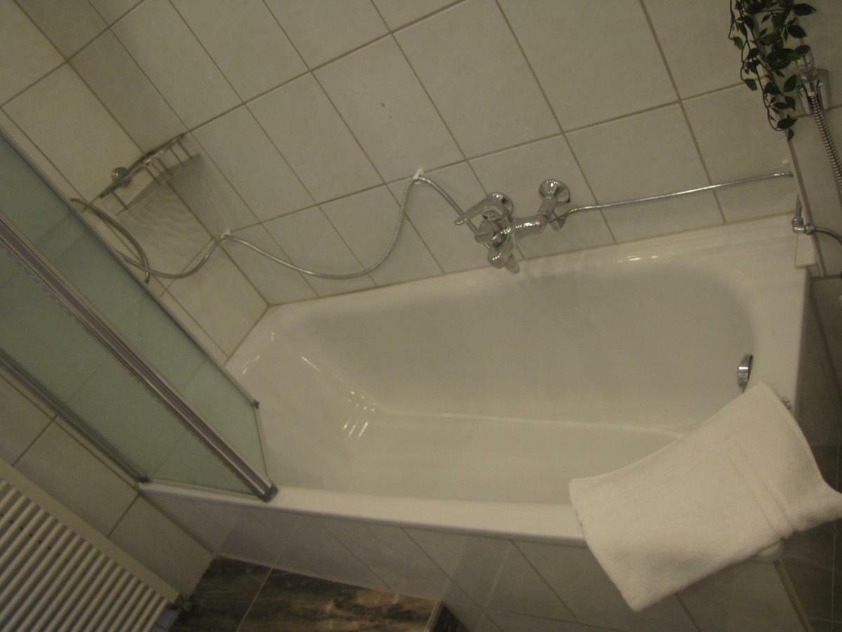 Milano Hotel Гамбург Экстерьер фото