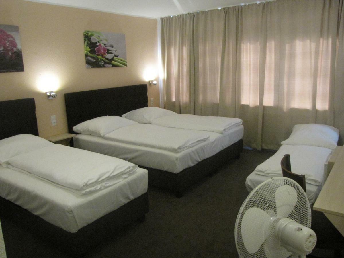 Milano Hotel Гамбург Экстерьер фото