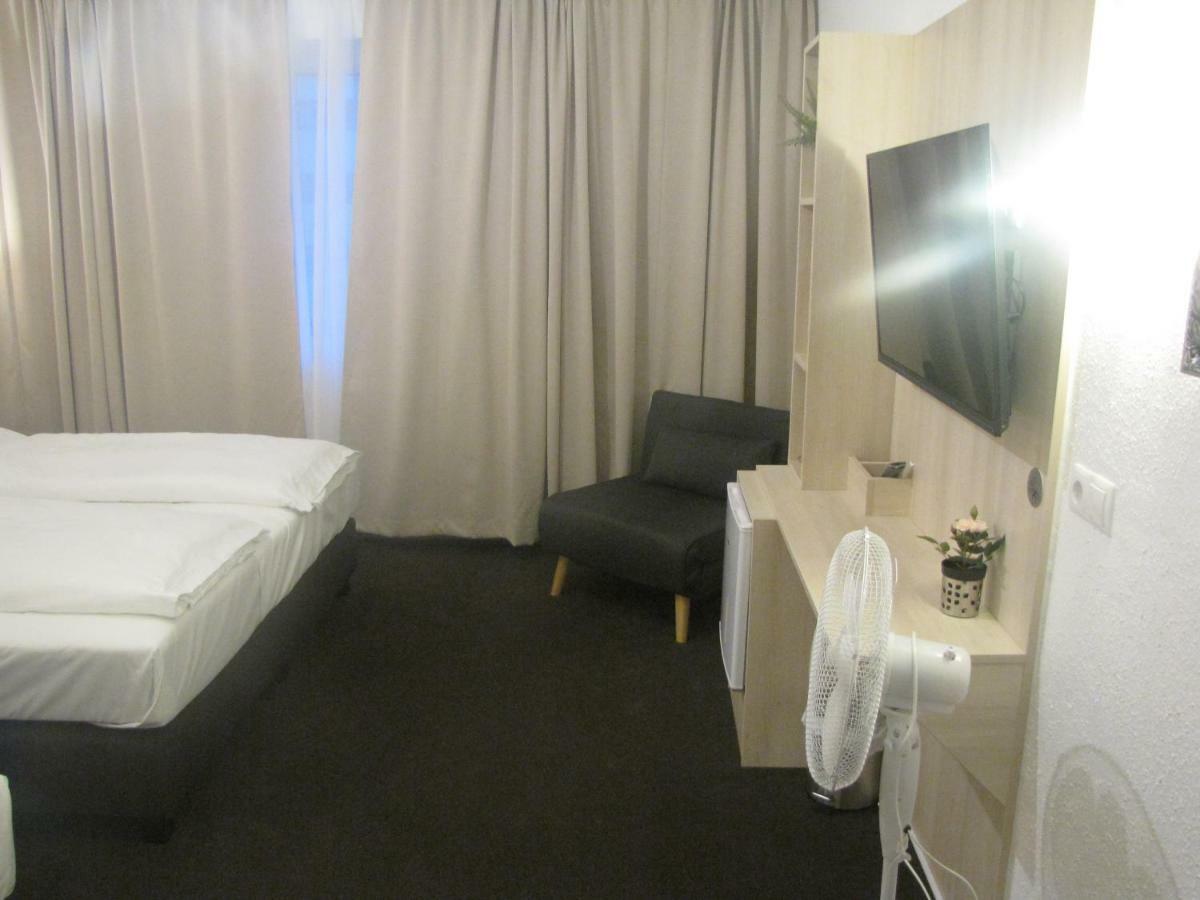 Milano Hotel Гамбург Экстерьер фото